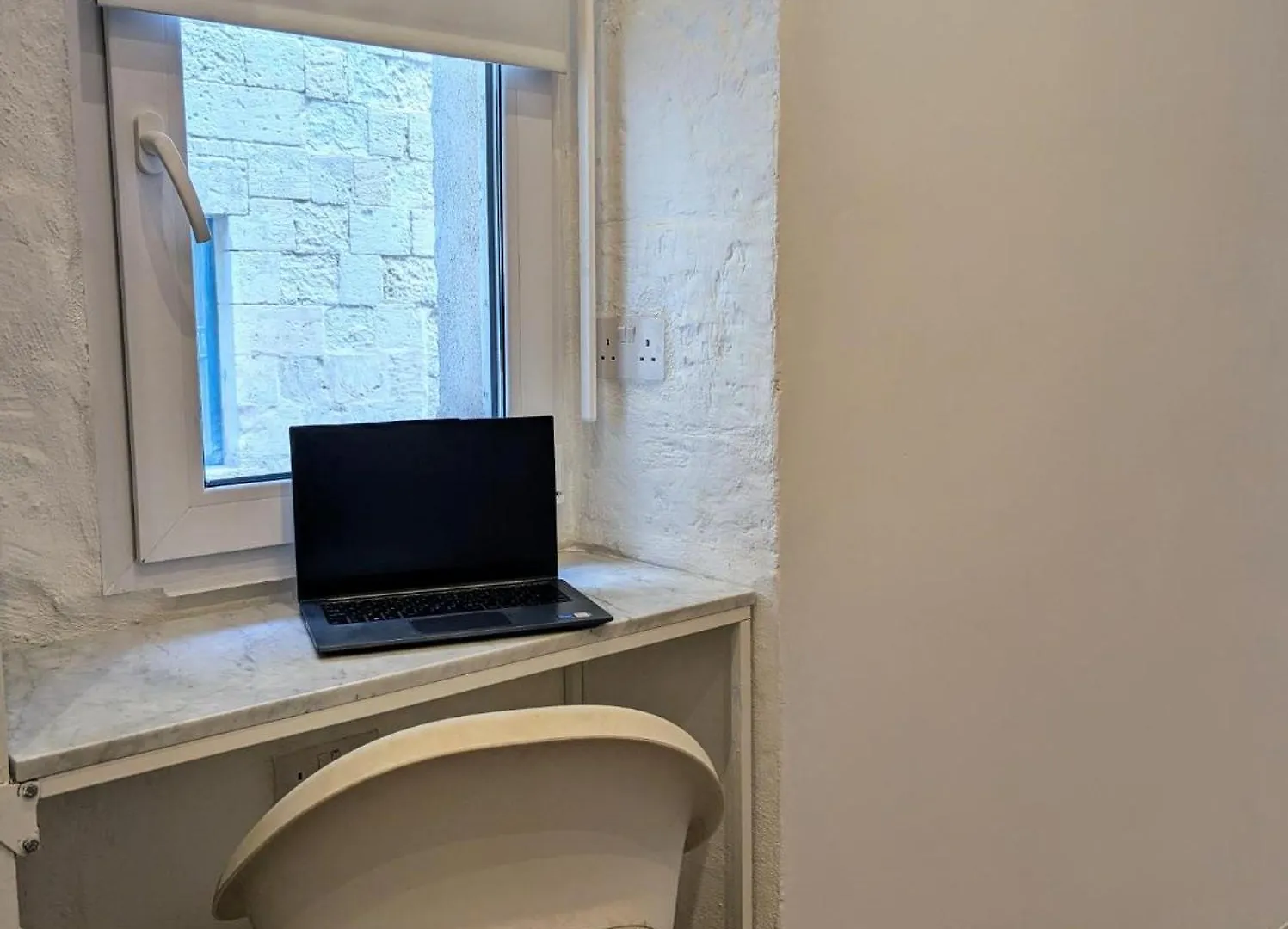 35, Valletta Boutique Escape Malta
